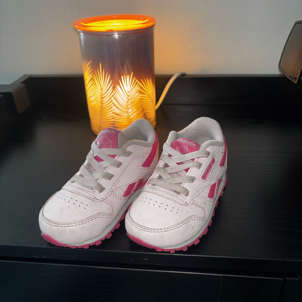 Reebok Sneakers